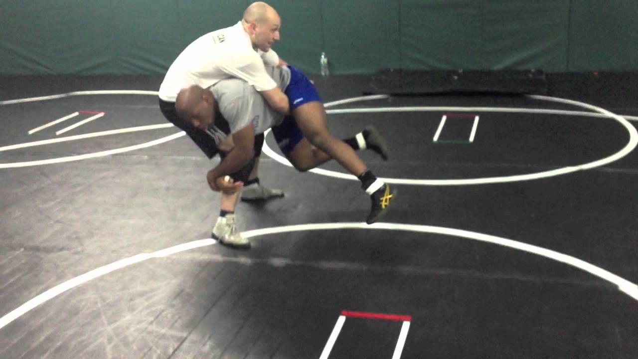 FREESTYLE WRESTLING - Crotch Throw