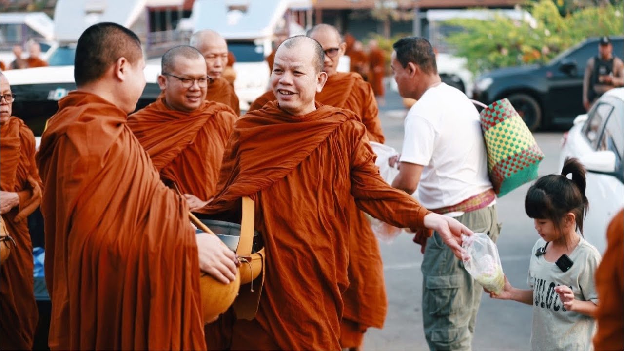 ถ่ายทอดสด! บิณฑบาตร ณ ช่องเม็ก 19/2/69 #พุทธอุทยานที่พักสงฆ์วัดป่าบ่อน้ำพระอินทร์