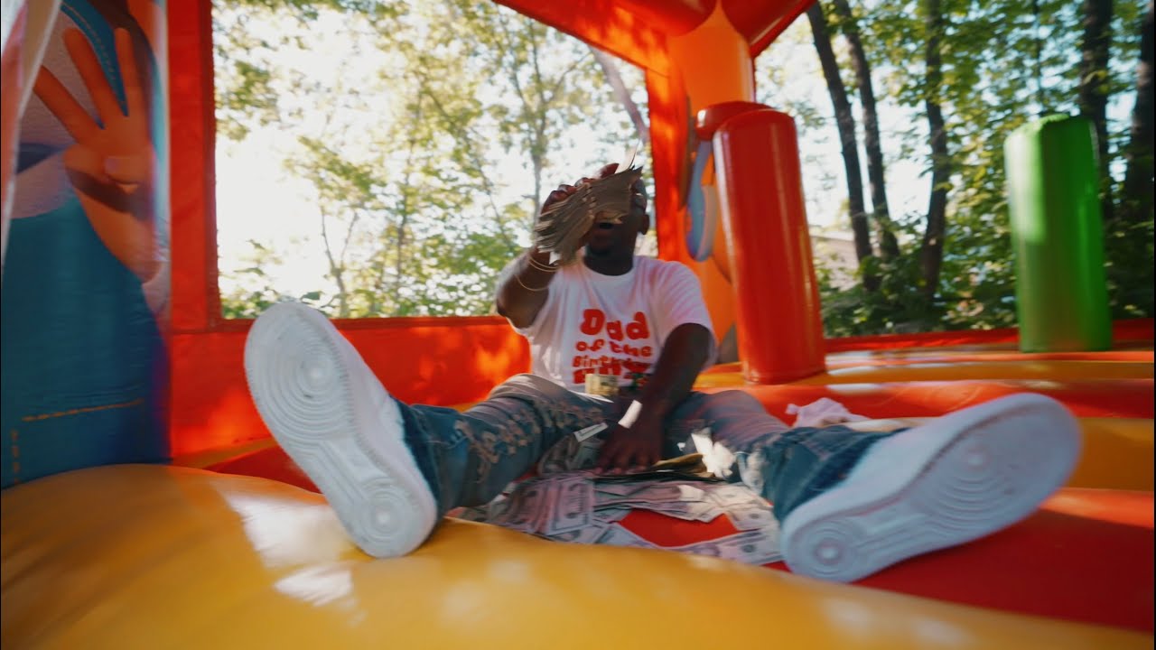 MarijuanaXO - Bailed Out (Official Video)