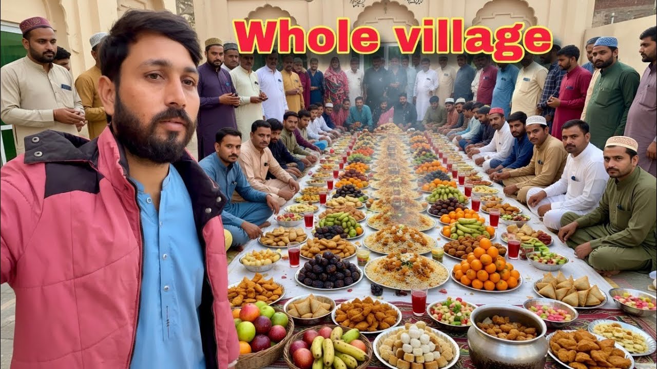 Whole Village 🍱 Iftar In Public Mosque 🕌 