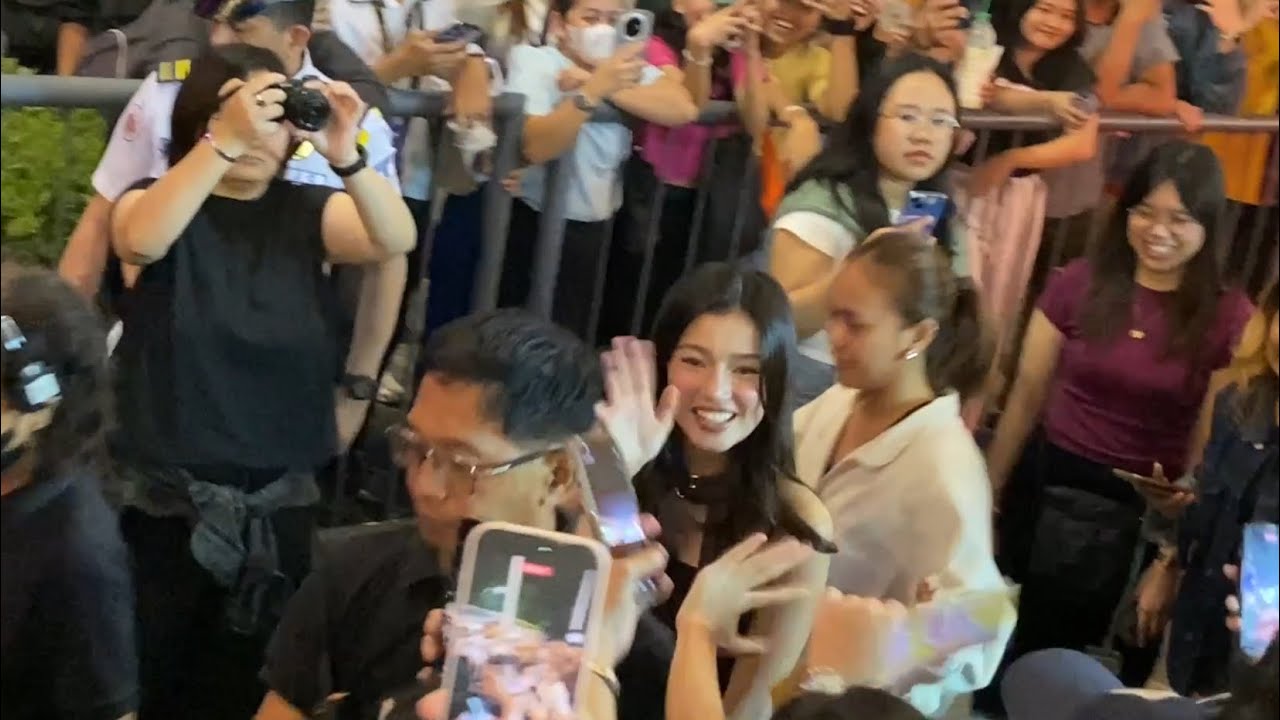 OFFCAM - BELLE MARIANO DINUMOG AT GANITO KAMAHAL ANG MGA FANS LIVE AT WISH 107.5 SM EAST ORTIGAS 