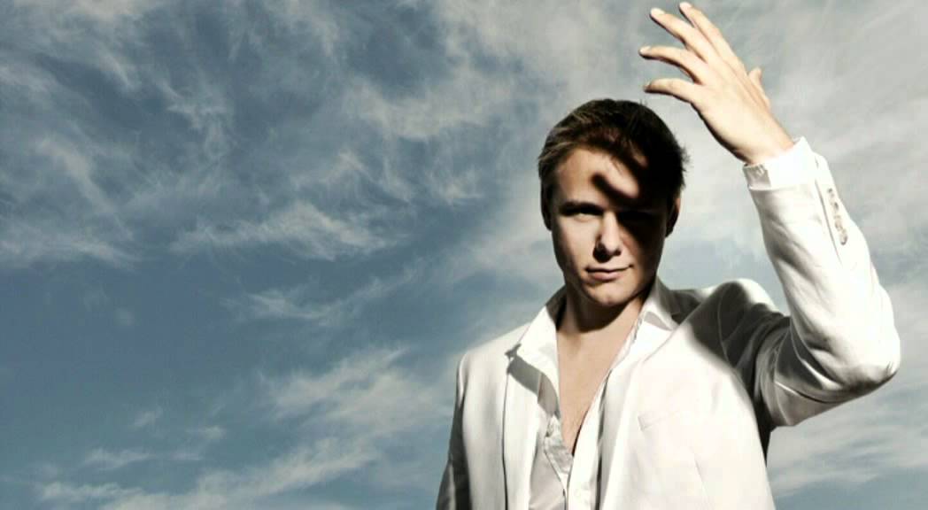 Triple A - Winter Stayed (Armin van Buuren's on the Beach Intro Mix)