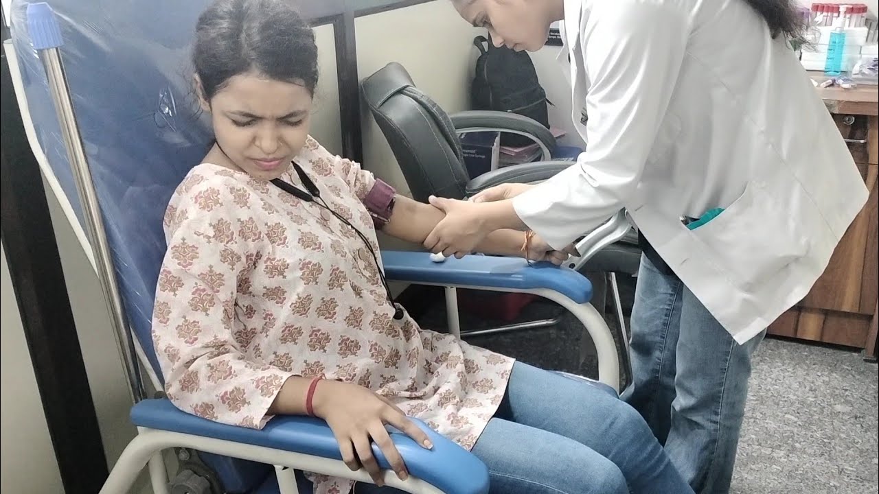 mujhe Jana padha hospital blood test mein blood hi nhi nikla mujhe aa gye chkkkr 😵‍💫