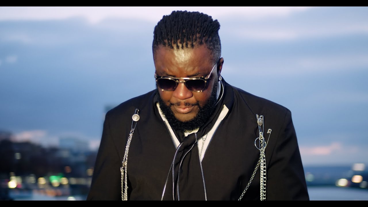 Julio Nzau - Ebale Mbonge (Clip Officiel)