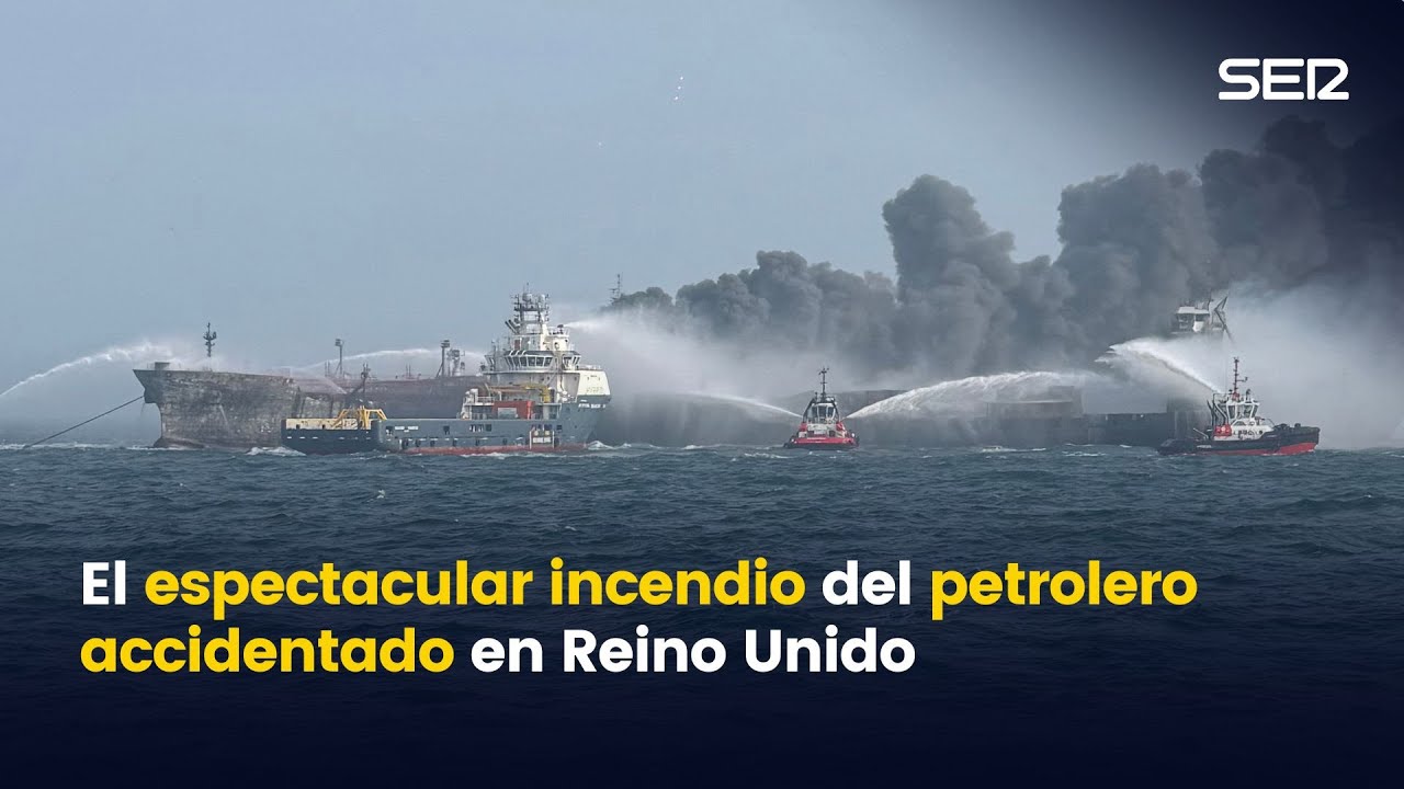 El ESPECTACULAR incendio tras el CHOQUE entre dos barcos en las costas de REINO UNIDO