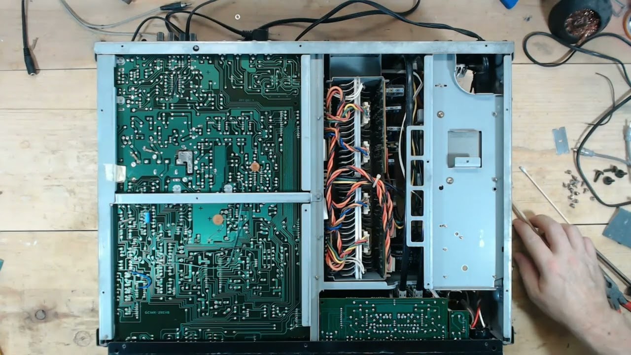 Smoking Pioneer SX 3800 Stereo Receiver Repair Part 1 - Releasing the Smoke