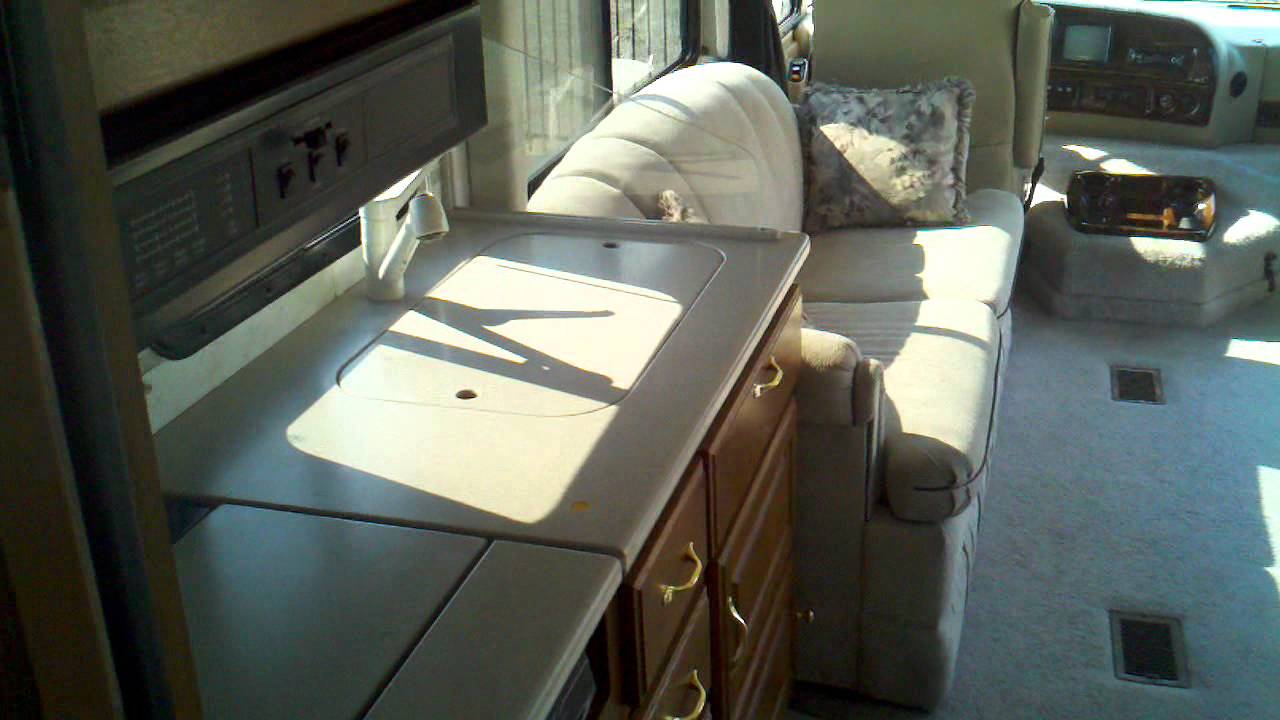HANDICAP ACCESSIBLE MOTORHOME