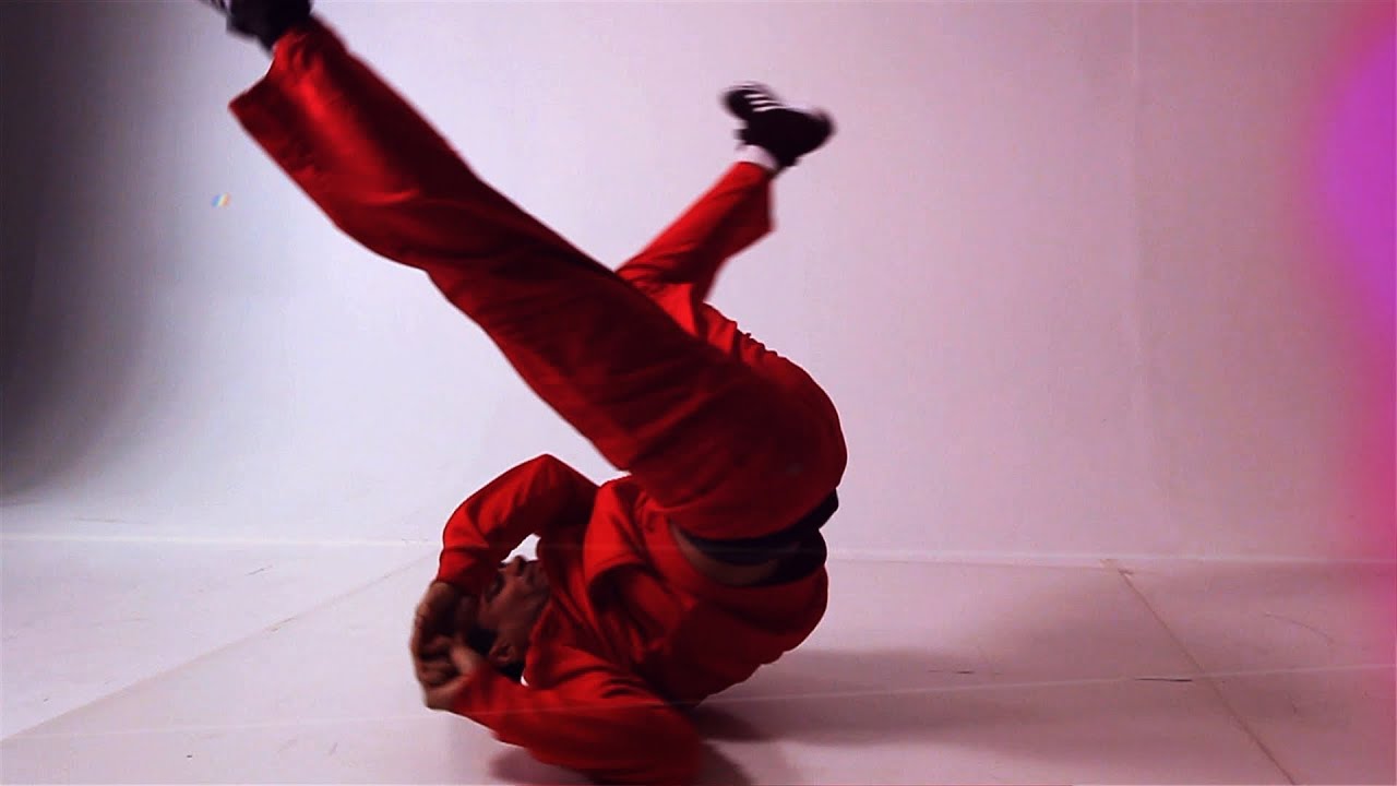 How to Do a Shoulder Spinout | Break Dancing