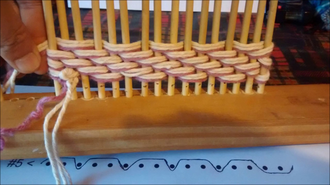 New Stitch for Peg Loom (Nueva puntada para telar de clavijas)