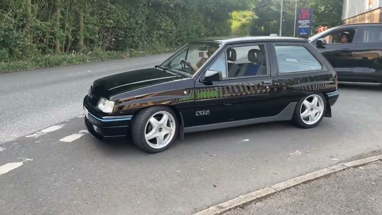 Vauxhall Nova SRi 2.0L Redtop drive by