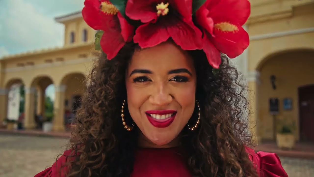 Kiara De La Ossa - Tan Enamorada (video oficial)