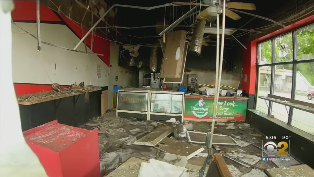 Some Aldermen Furious With Mayor Lightfoot Over How Looting Was Handled