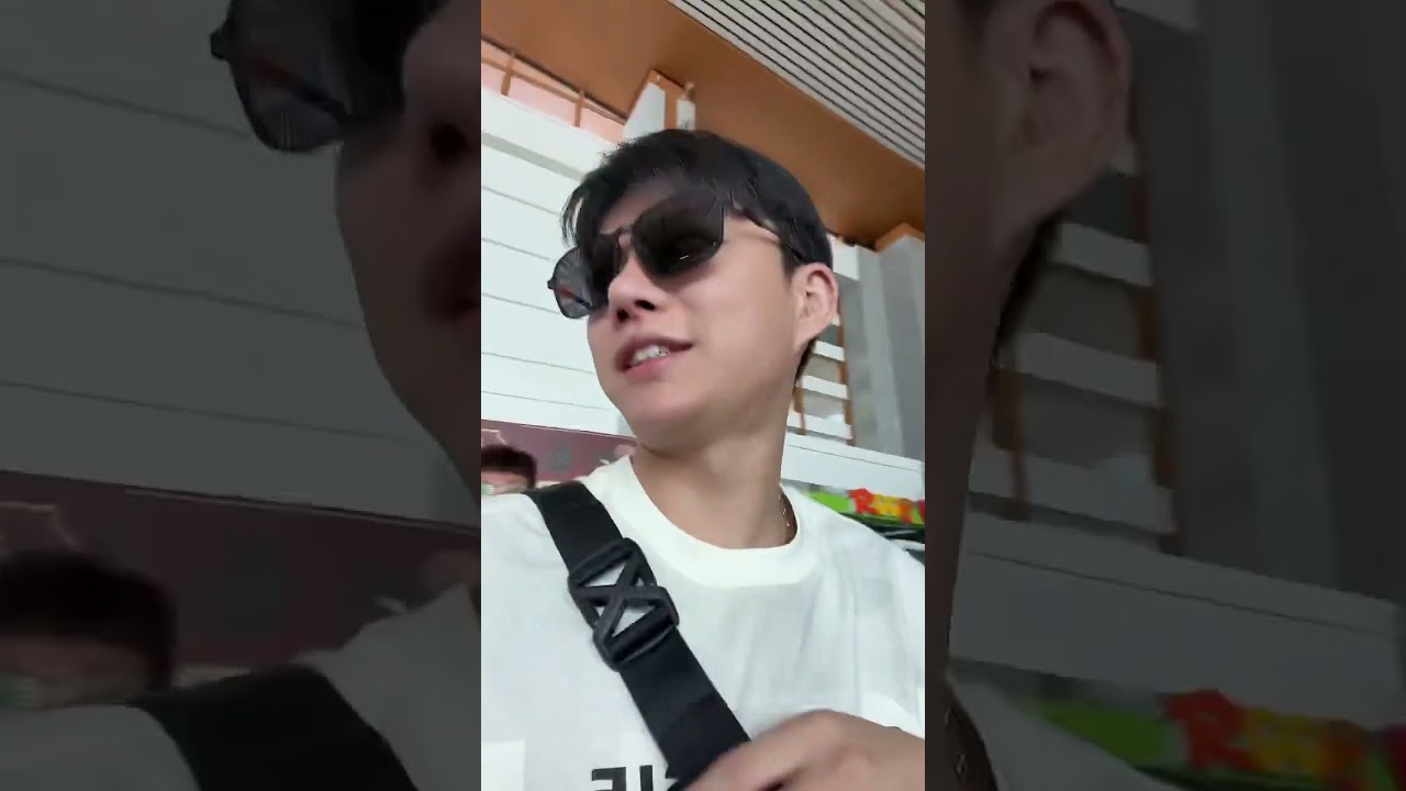 【老挝阿胜】带越南格格参观一下万象最大的塔銮寺庙！ #越南美女 #老挝 #老挝生活