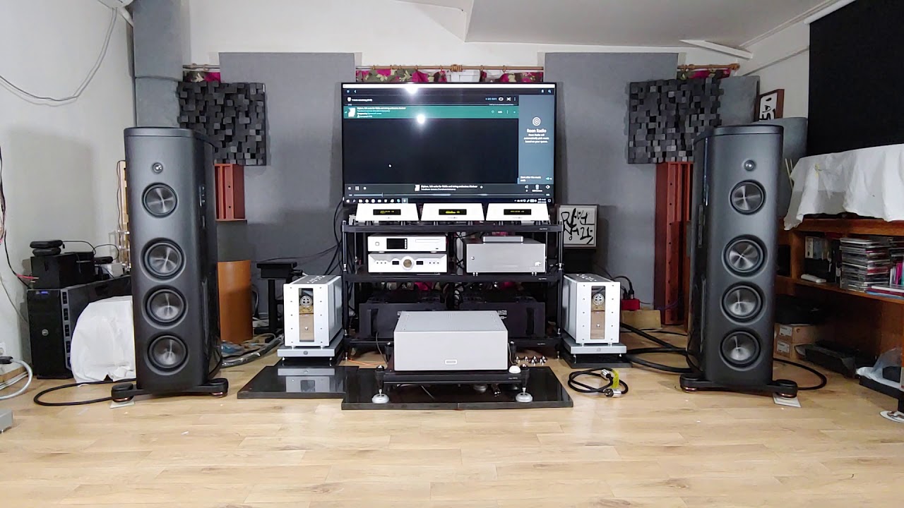 Magico M3 & SGM Extreme play 2