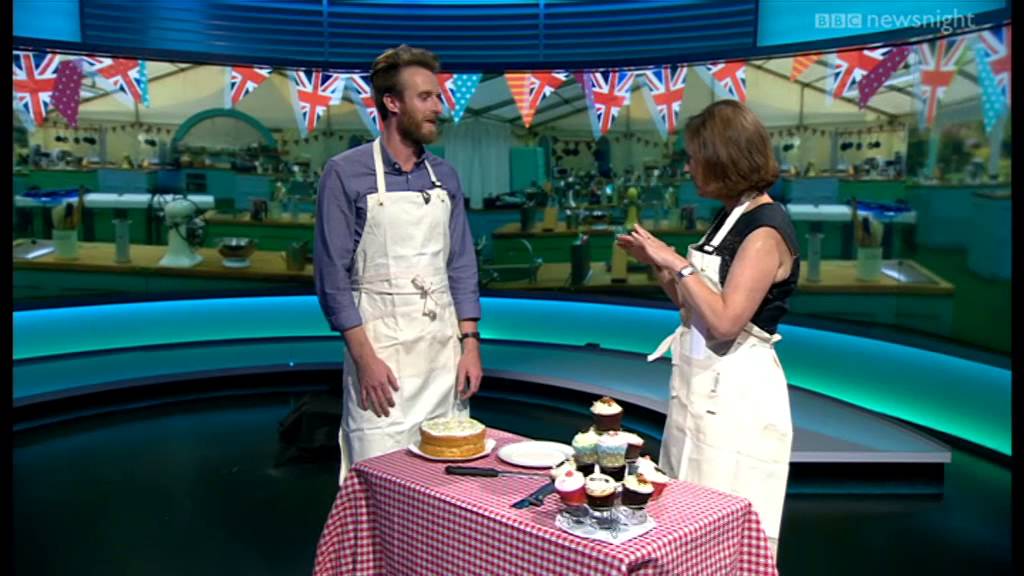BBC Newsnight: Great British Bake-Off's Iain Watters on his baked Alaska