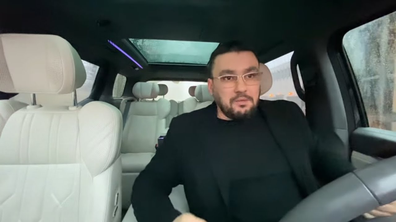 ТАКСИСТ ПОСТАВИЛ НА МЕСТО ЭЛИТ ПАССАЖИРОВ  ЯНДЕКС ТАКСИ 