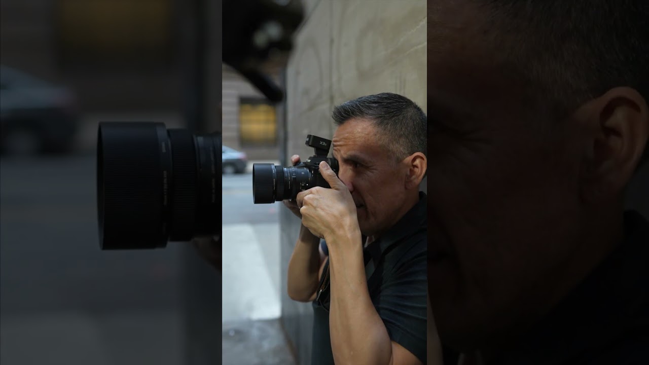 ✨ Shoot stylish street portraits with one lightweight setup. #godox #godoxglobal #godoxv100