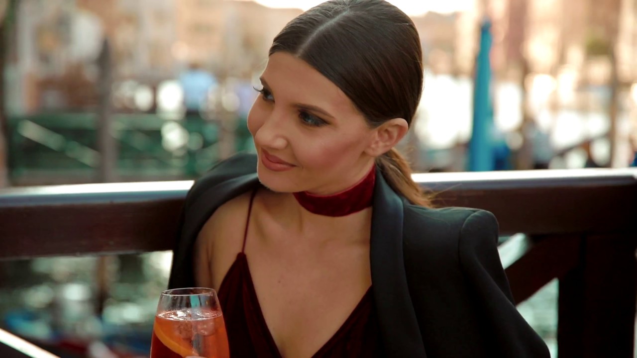 Larisa Costea for Laura Baldini in Venice FULL HD