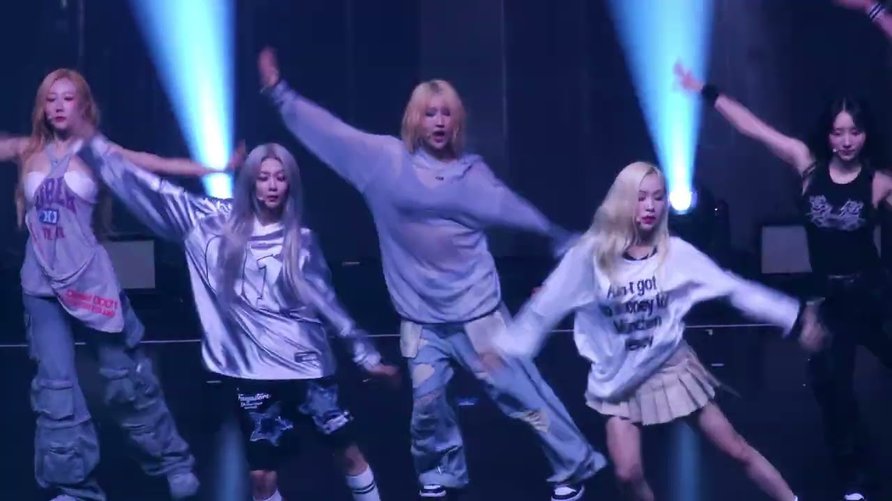 240330 Dreamcatcher 2024 World Tour 【Luck Inside 7 Doors】In Taipei - Shatter fancam