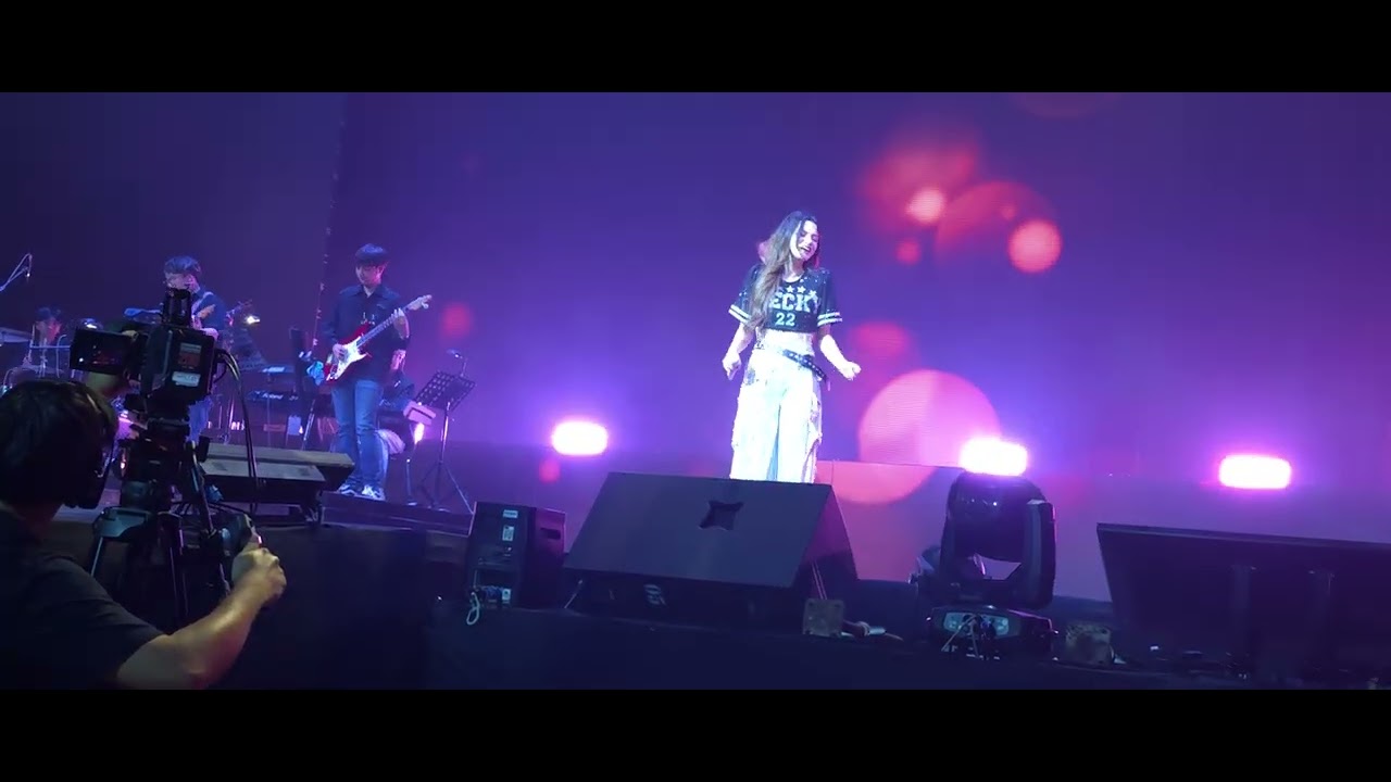 BECKY - Queen B Rebecca Solo Stage Birthday Concert/We Don't Talk Anymore with Jamie Miller 08.12.24