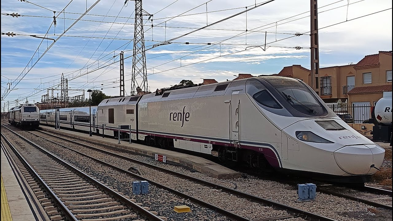 🛤️El Alvia 730 llega a Almería en servicio comercial