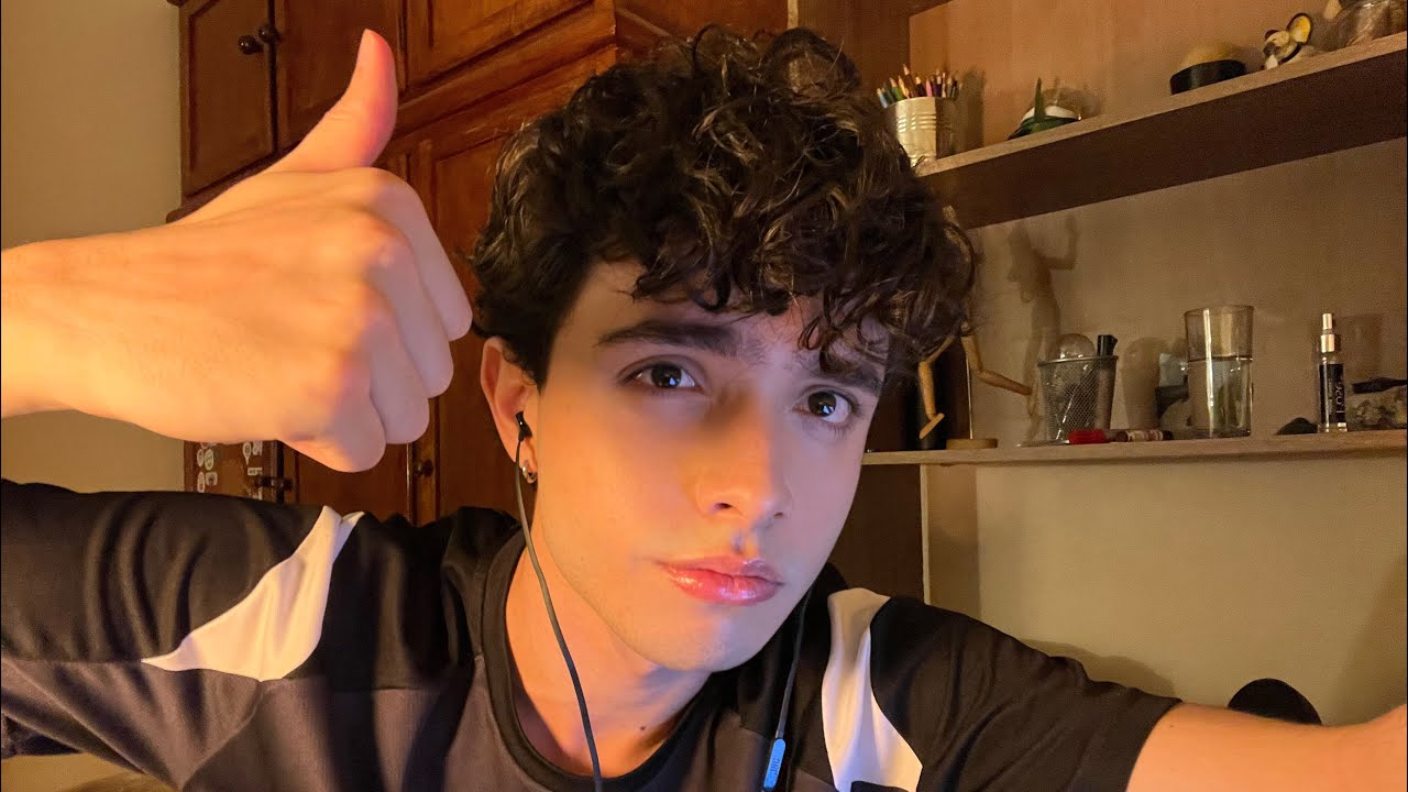 ASMR Tapping, Mouth Sounds and Whispering