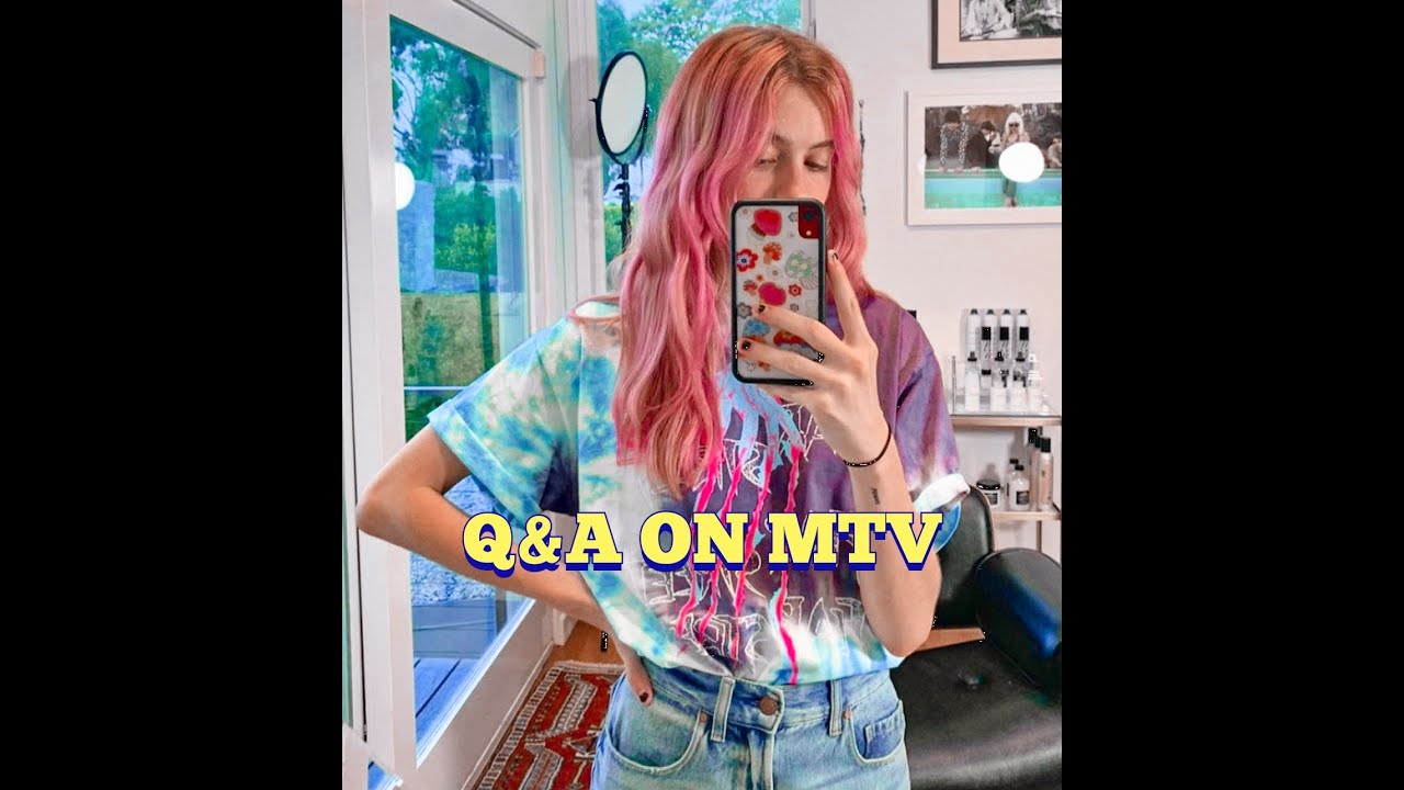 Olivia Scott Welch - MTV Q&A!