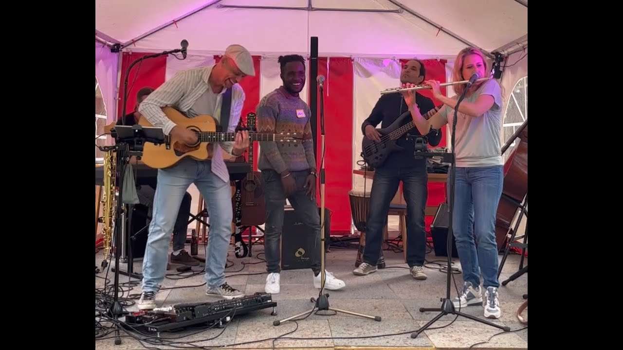 Open Stage with Ralf Olbrich, Special Guest Karim from Africa, Yvonne Roth, Duo-DoubleTree & Guests