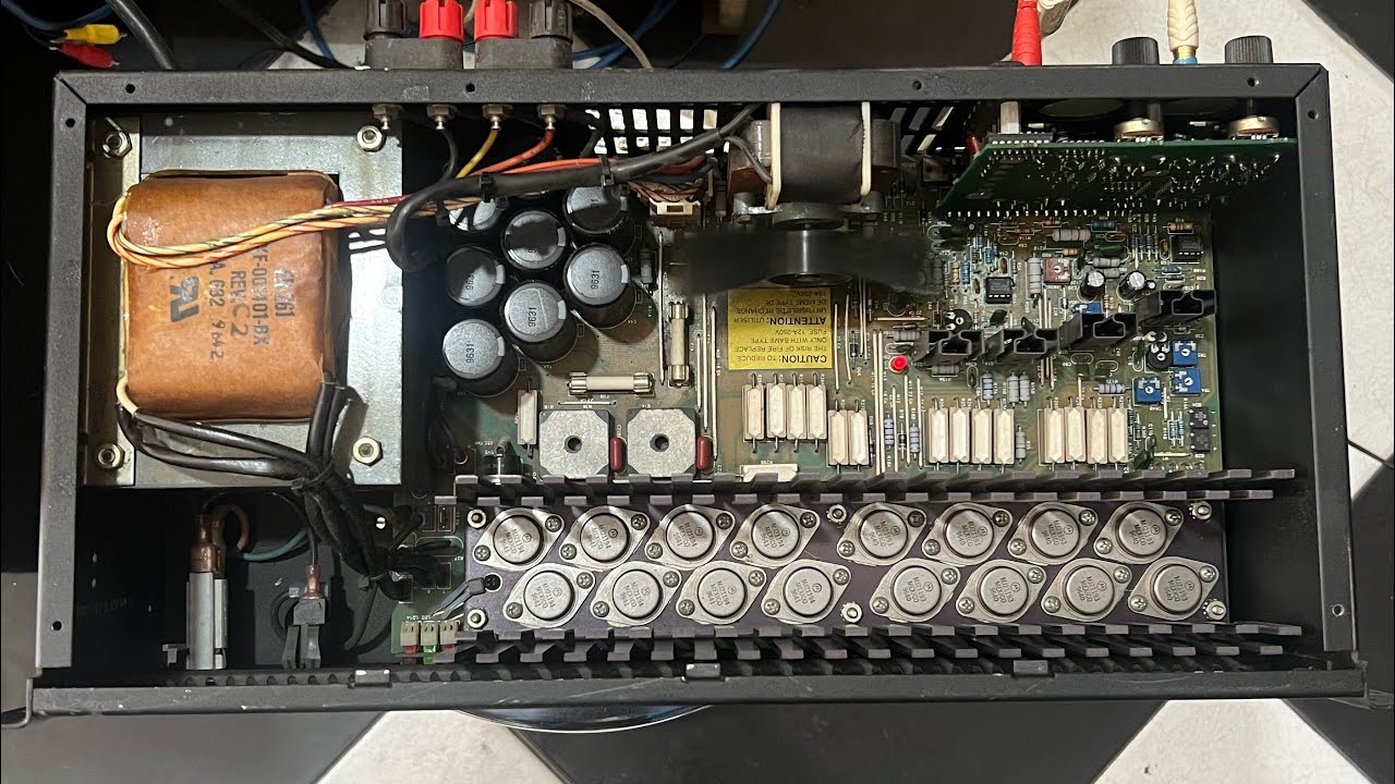 QSC made in USA ..900wat/mono/4ohm.  Giá 5.5 tr