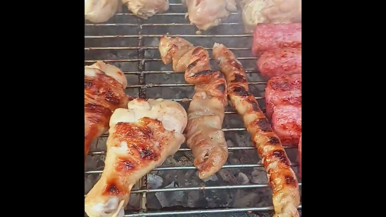 ย่างใส้หมู