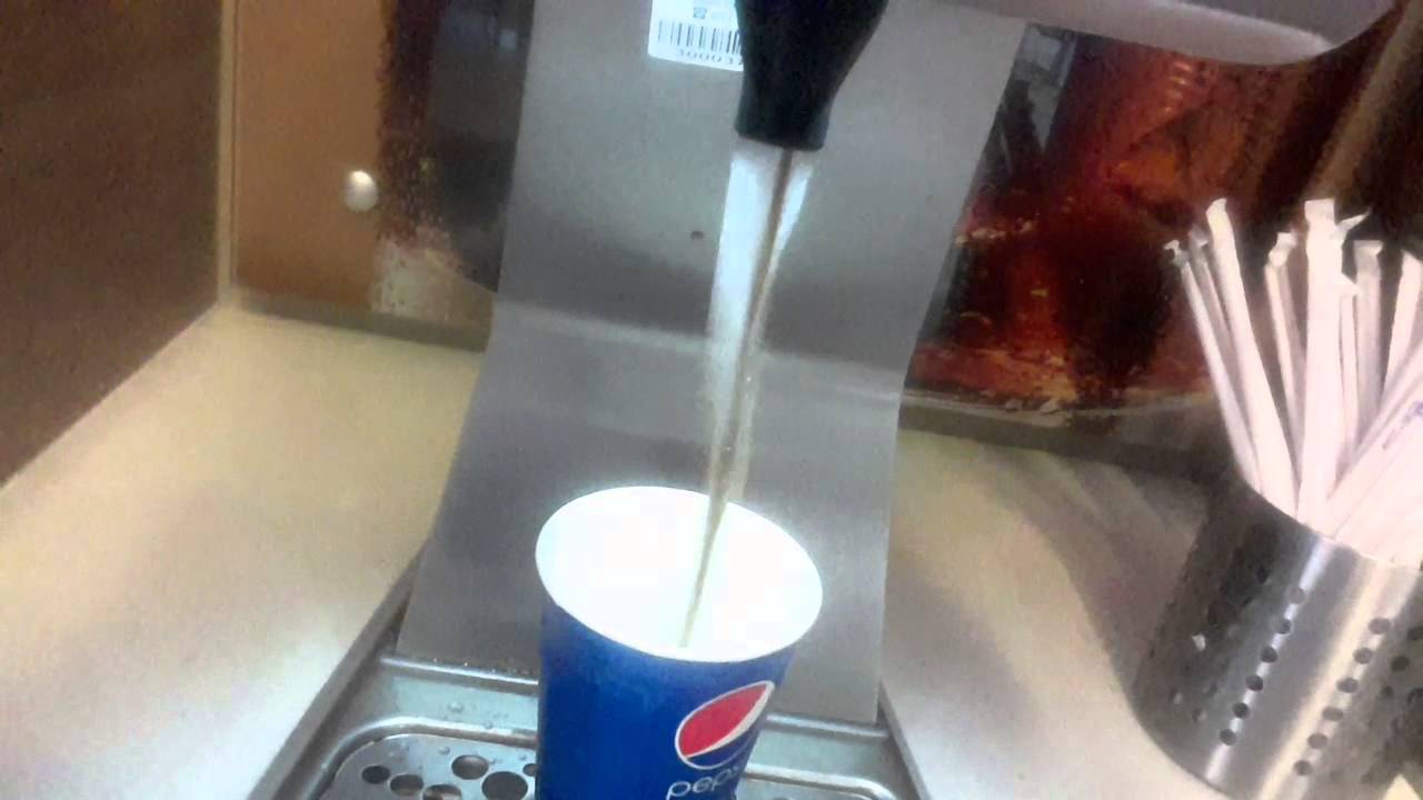 KFC oszukuje na Pepsi z automatu. PEPSI z Wodą!! ZOBACZCIE!!