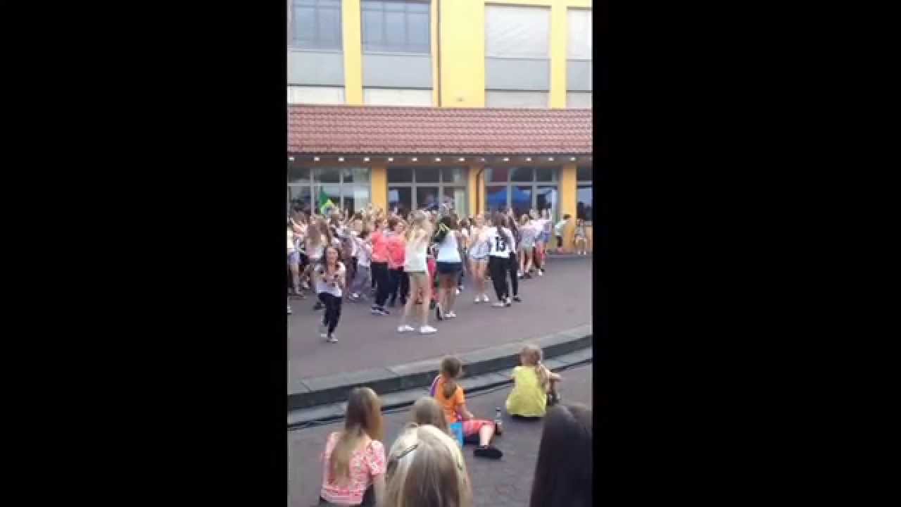 Maria-Ward-Schule Aschaffenburg Sommerfest2014 Abschlusstanz