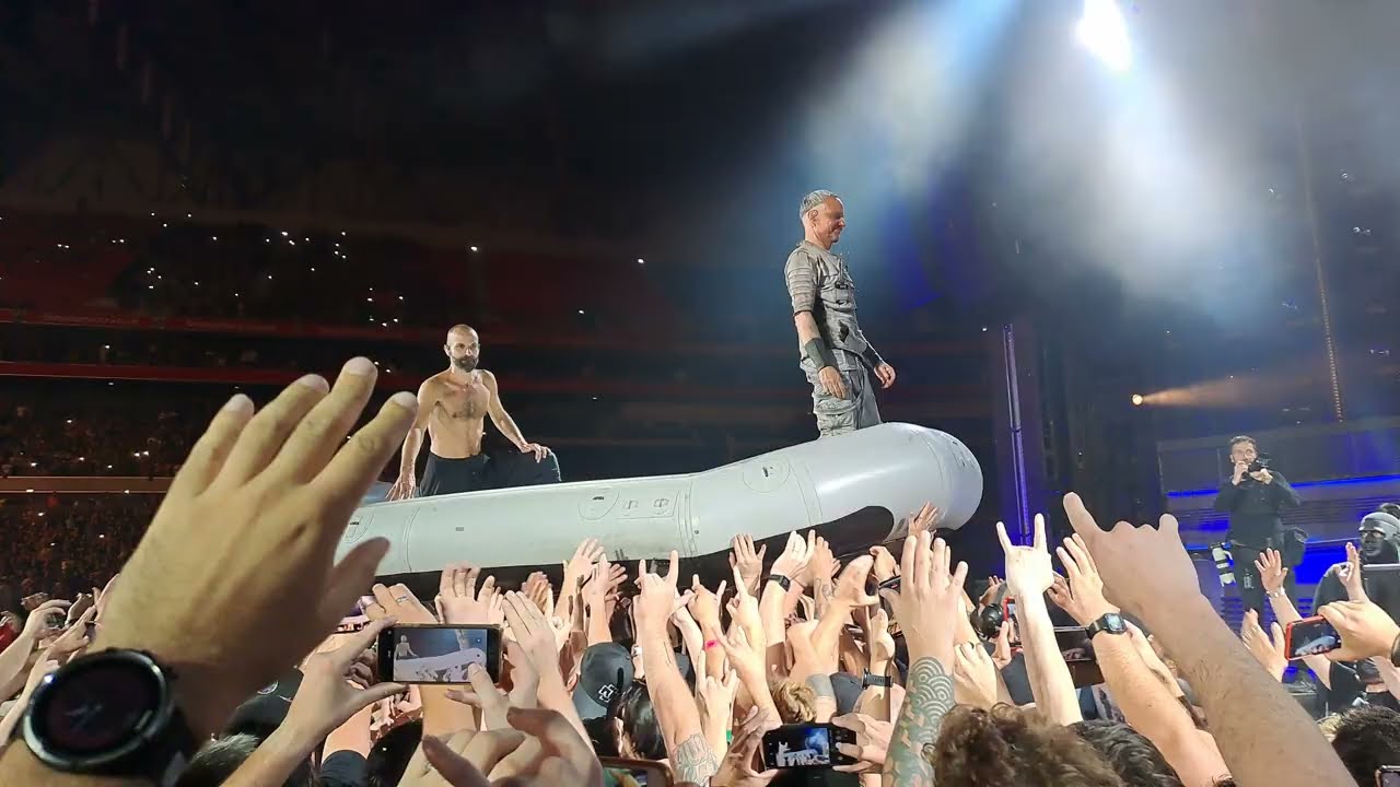 Rammstein live Lyon - Ausländer - 08.07.2022 - Groupama Stadium - France ( 4K )