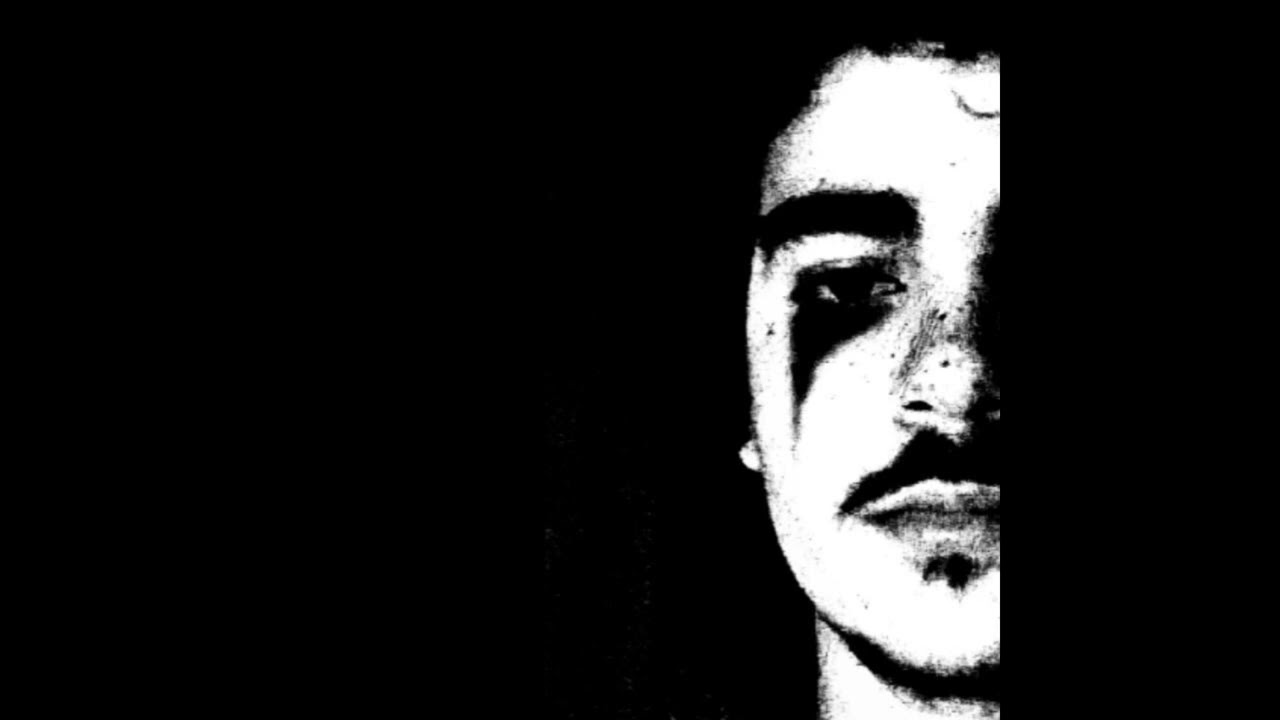 Zezu - مش اسف (prod. flaxxeen)