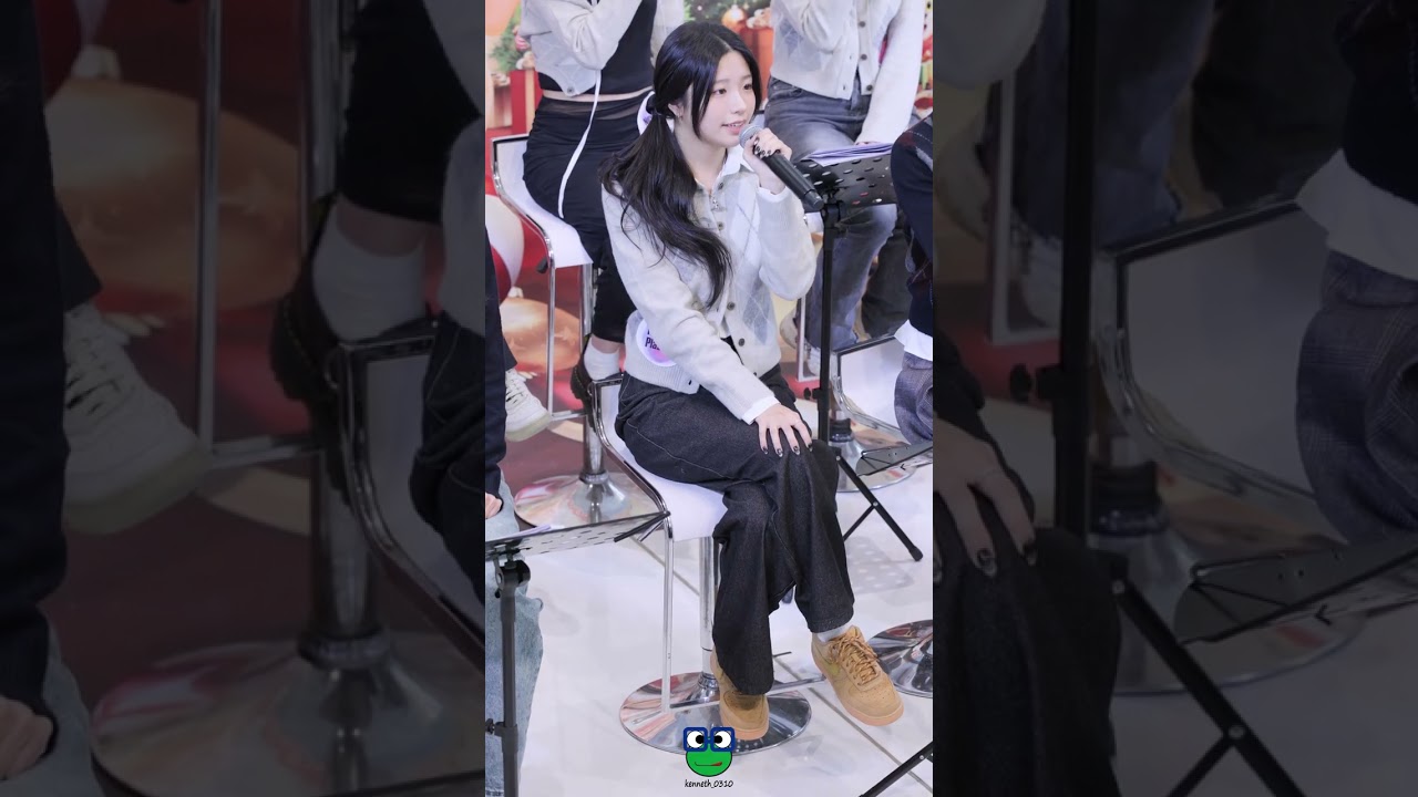 [8K] 251221 盧冠廷 - 陪著你走 | IdG 謝謝您！社區音樂分享會 | (Anesa focus cam) #idolgirls #偶像女生 #anesa #莊嘉詠 #盧冠廷 #陪著你走