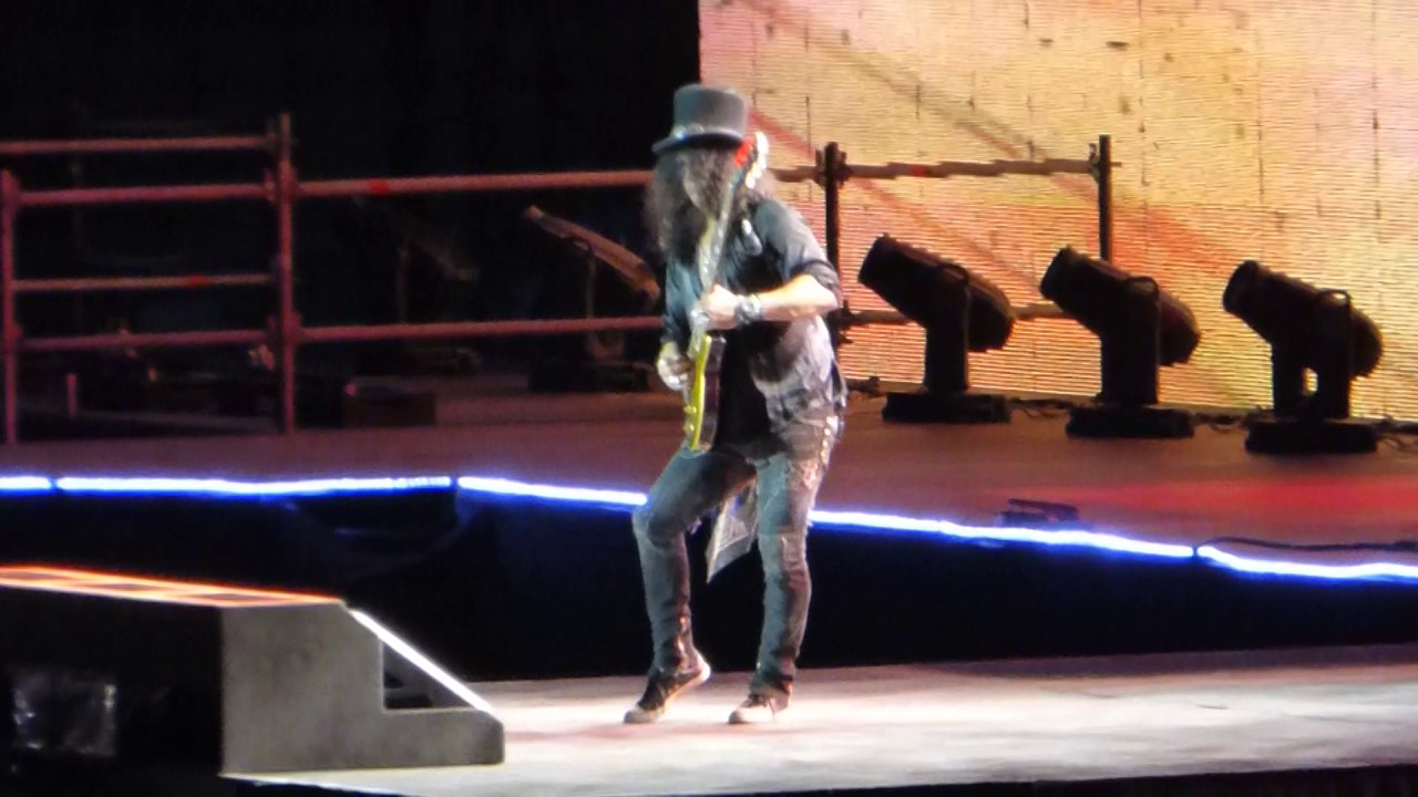 Guns N Roses Live at Munich 12 Coma+Slash Guitar solo+Speak softly Love+Sweet Child on mine