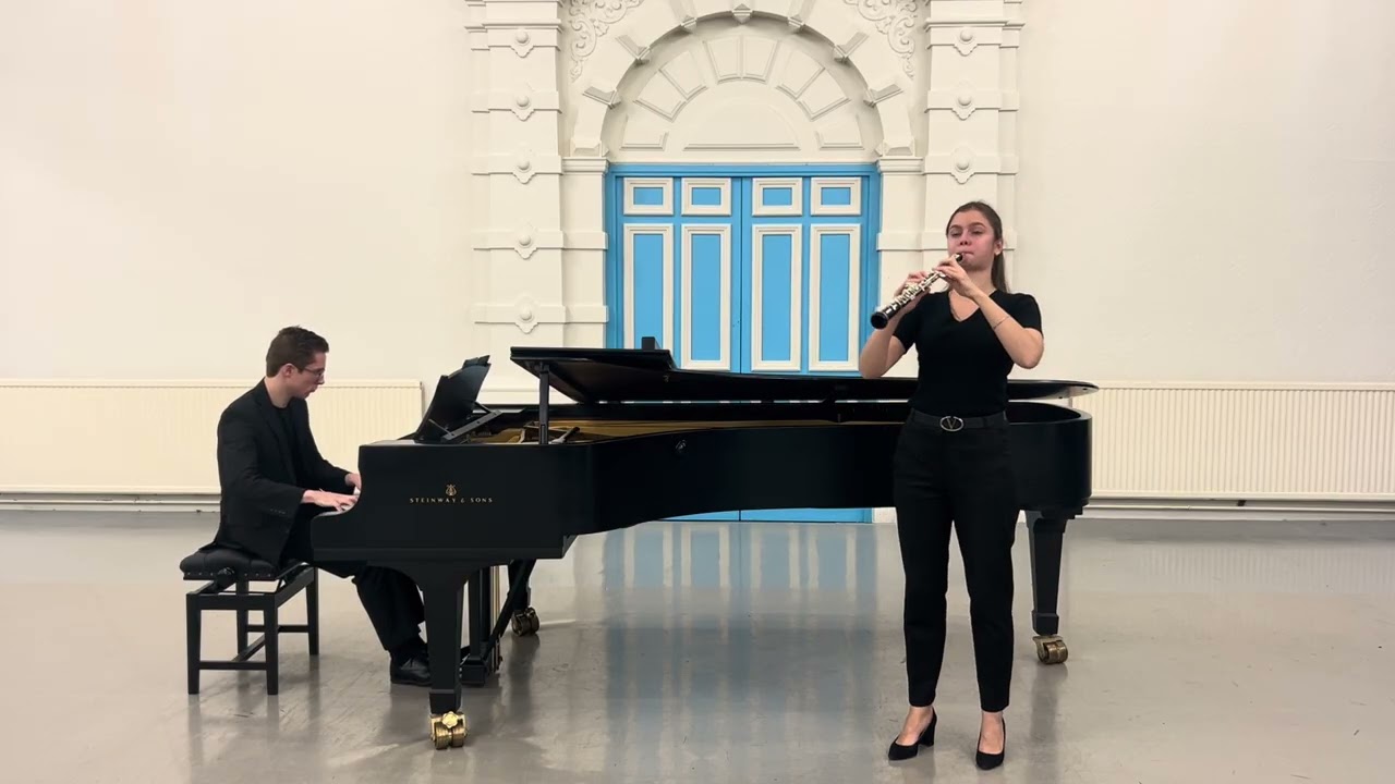 Henri Dutilleux: Sonata for oboe and piano, II mov.