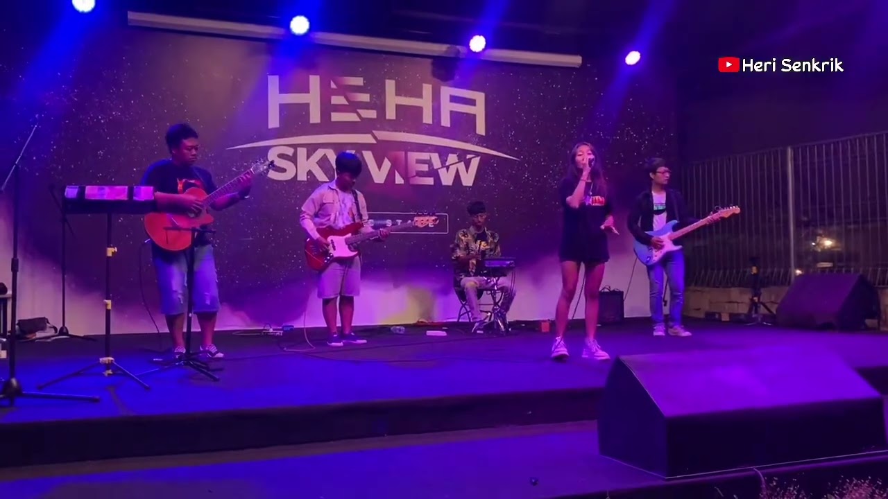 Part 12 Ellen dan Alrosta Band Tampil