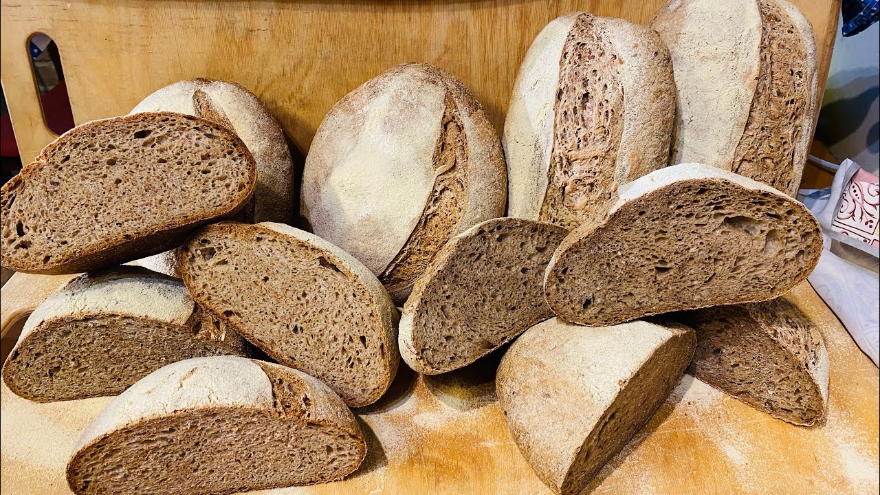 Pane integrale al 100% con grani italiani  lievitazioni mista. Pane salutare