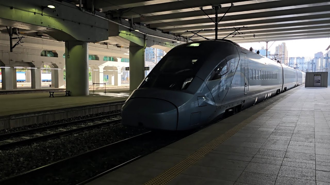(20250504) 서울발 부산행 KTX-청룡 181 + 9181 동대구역 진입 ソウル発釜山行きKTX-青龍181+9181東大邱駅に進入