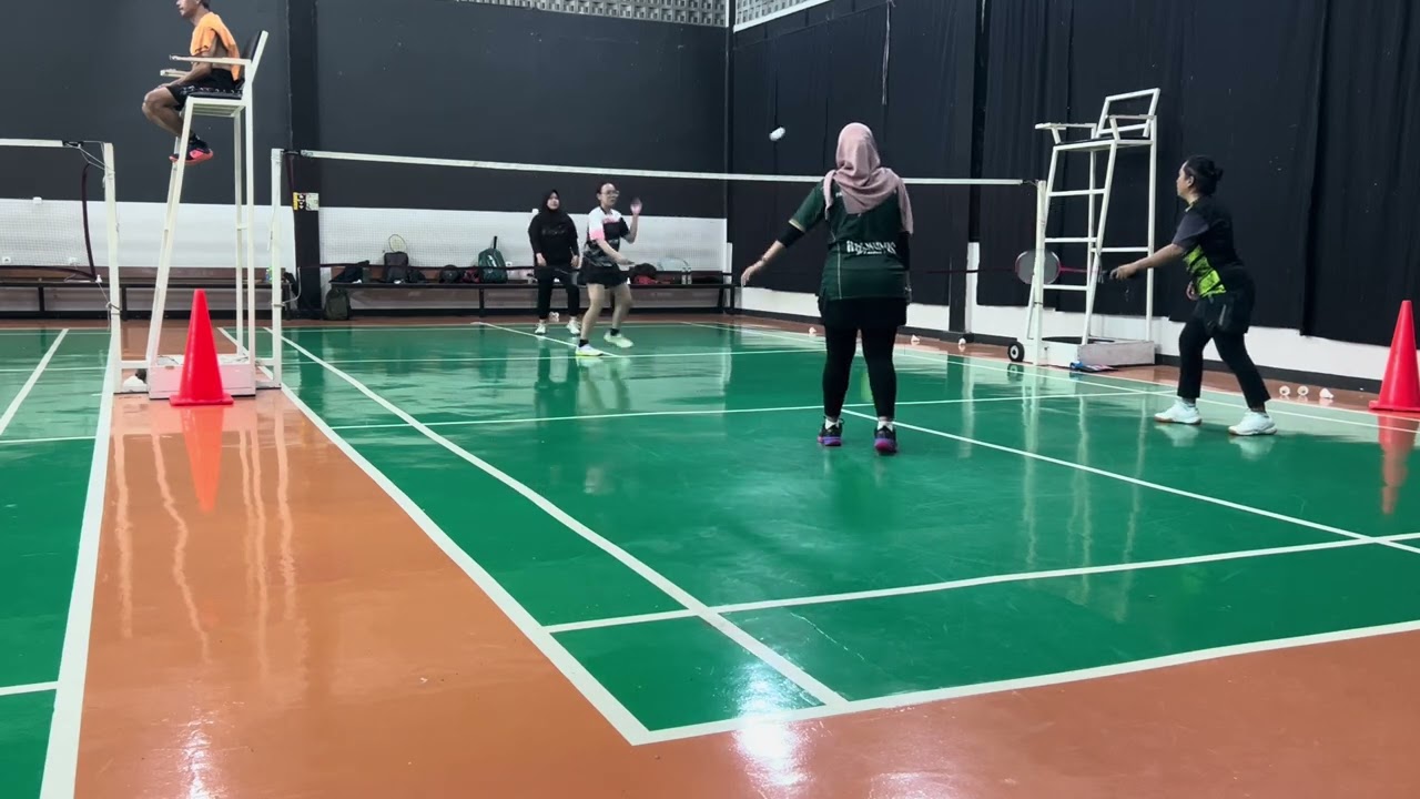 Angie/caca vs ka lani/ka ratna