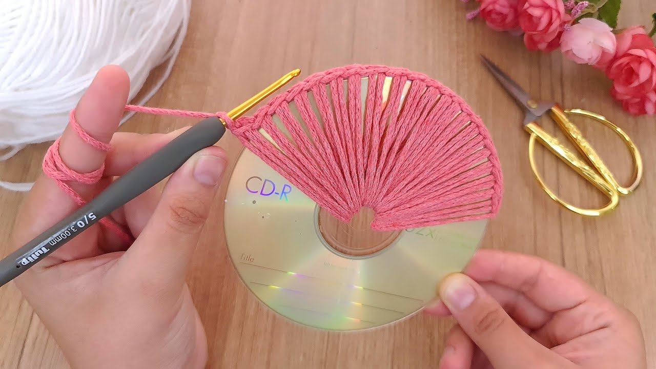 INCREDIBLE😲MUY HERMOSO😍You'll love with this OLD CD idea💰 you can sell or give gift ! CROCHET