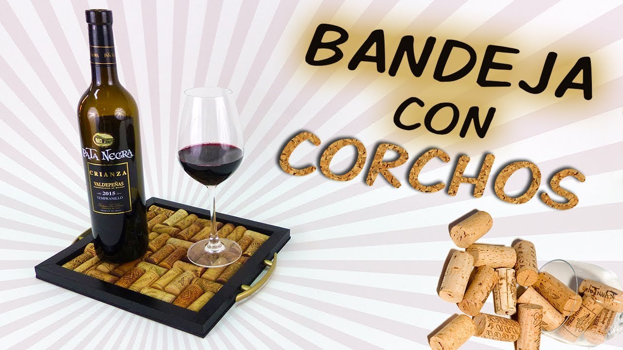 BANDEJA CON CORCHOS DE VINO