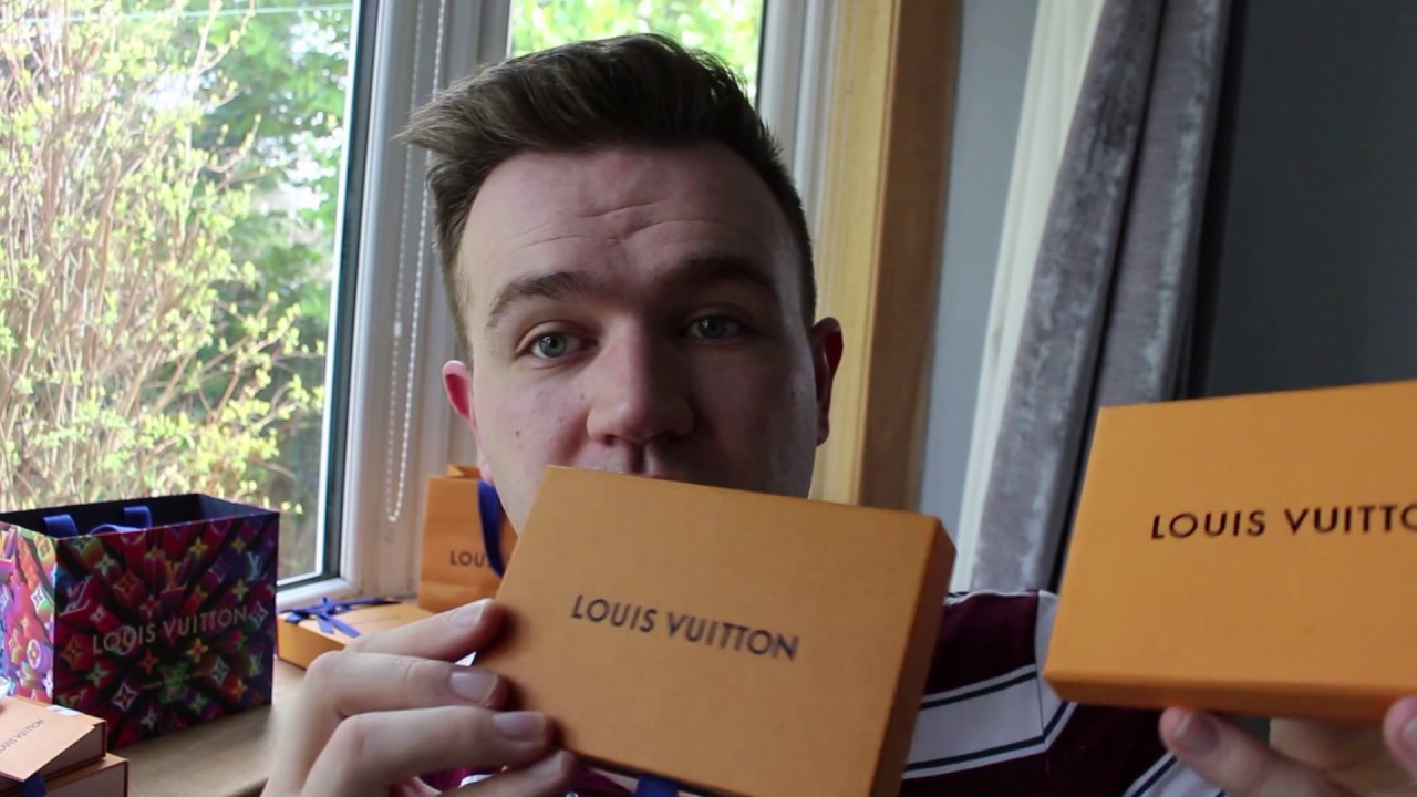 Louis Vuitton Card Holders - Spotting a Fake LV