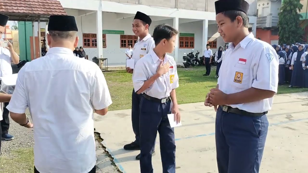 JUARA LOMBA ADZAN, KALIGRAFI