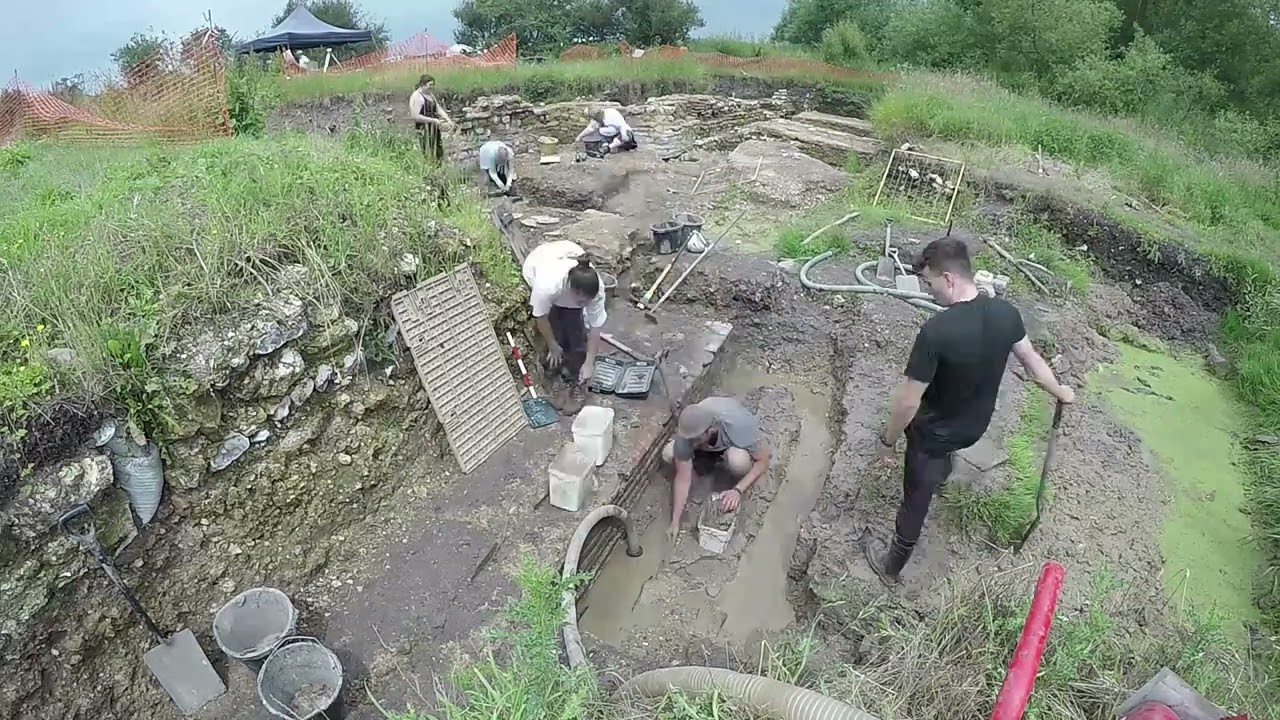 Time lapse of the excavations at Silchester Bath house 2021