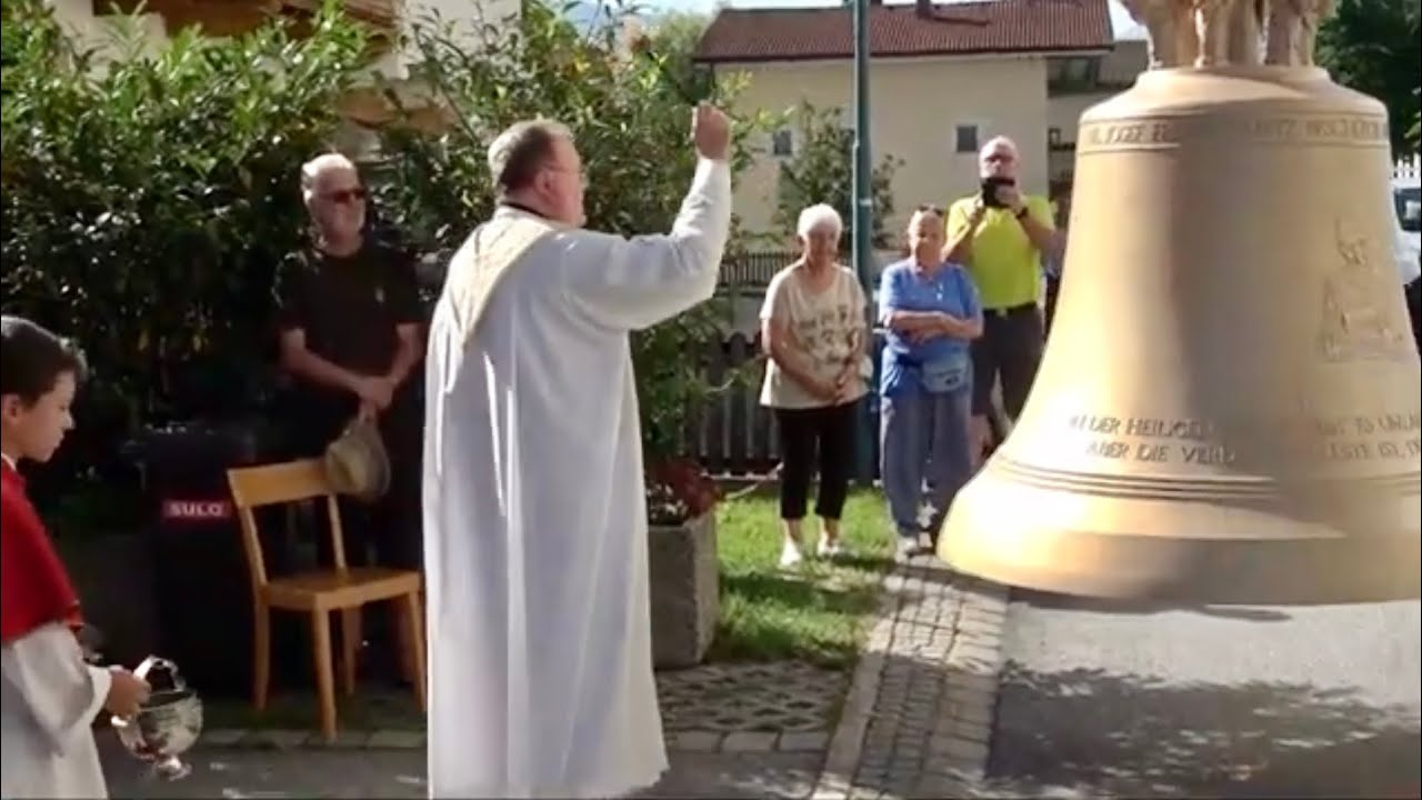 Die neue Freinadametzglocke der Pfarrkirche Ried im Zillertal