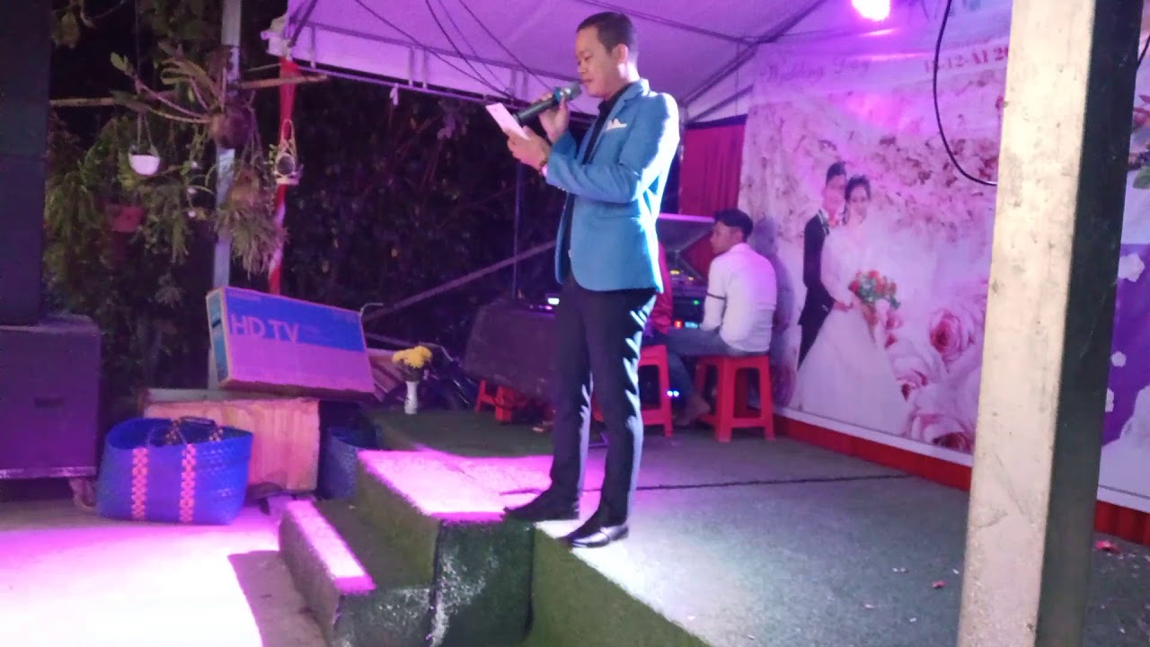 Tập làm MC nhóm họ, Mc Cao Thành
