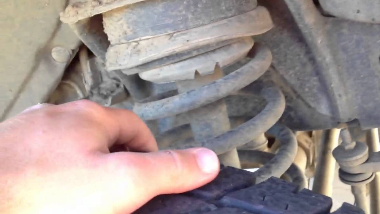 Rough Country Leveling Kit: 2001 Dodge Ram 1500 4x4