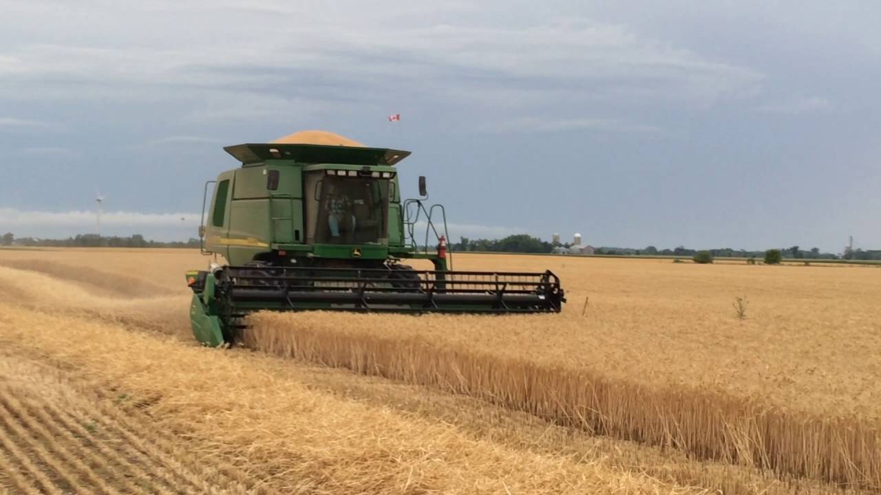 John Deere 9560 STS in HRWW